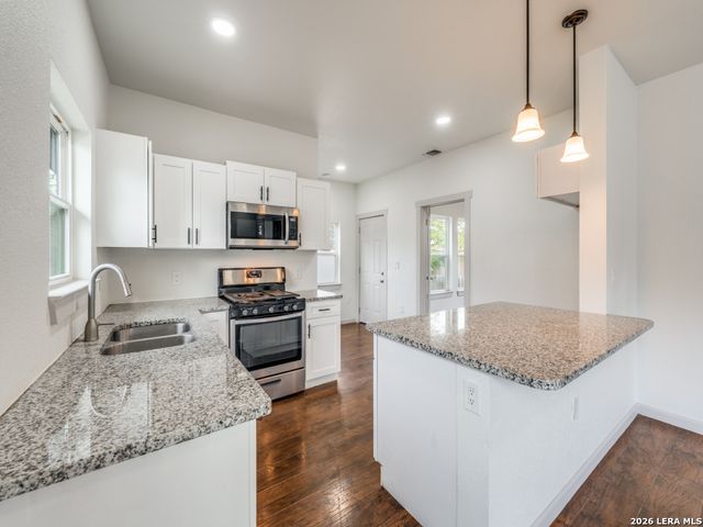 623 Gulf, San Antonio, TX 78202