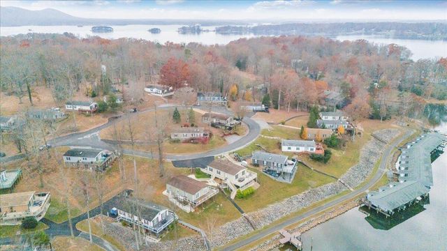 305 Mill Lake RD, Huddleston, VA 24104