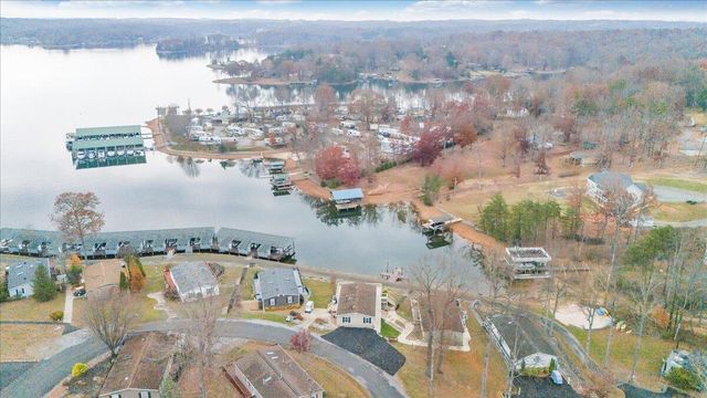 305 Mill Lake RD, Huddleston, VA 24104