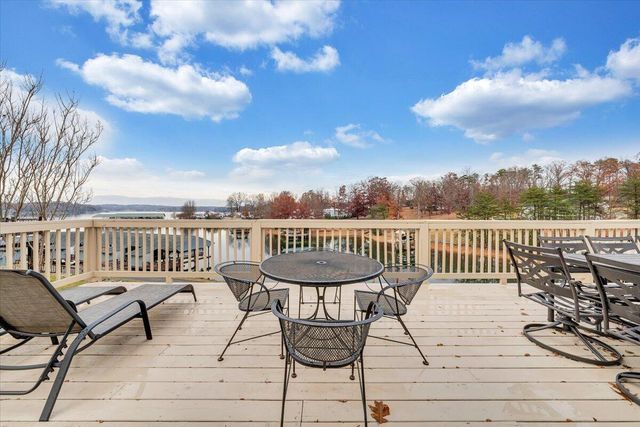 305 Mill Lake RD, Huddleston, VA 24104