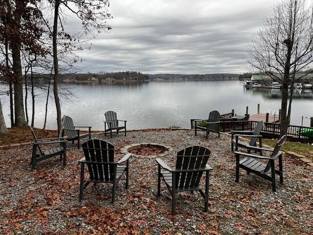 305 Mill Lake RD, Huddleston, VA 24104