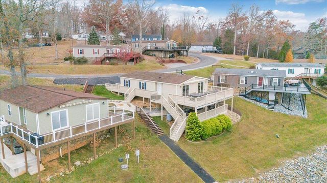 305 Mill Lake RD, Huddleston, VA 24104