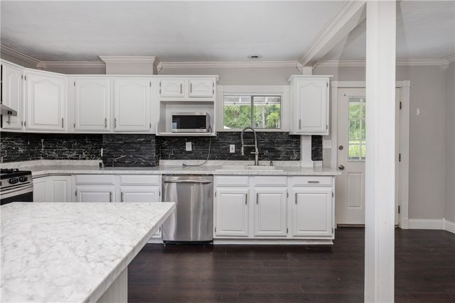 264 Walnut Street, Corning City, NY 14830