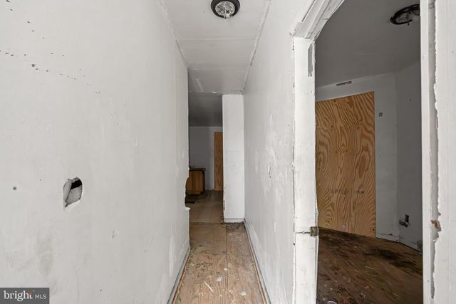 1615 S CONESTOGA ST, Philadelphia, PA 19143