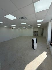 325 Sunrise Highway, Lynbrook, NY 11563