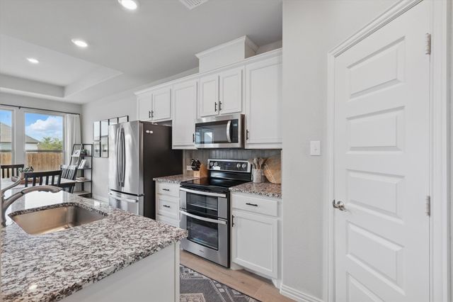 2400 Peebles Lane, Denton, TX 76207