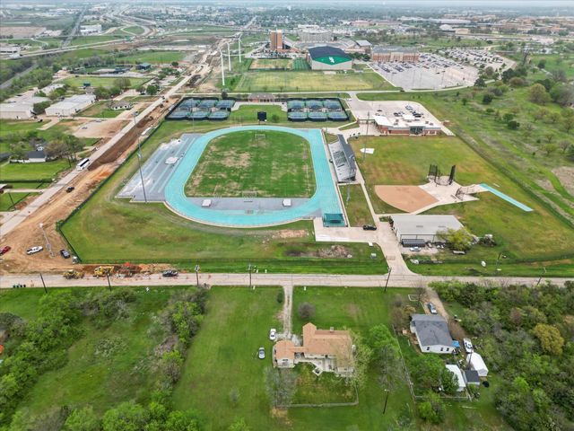 2400 Peebles Lane, Denton, TX 76207