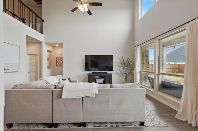 2400 Peebles Lane, Denton, TX 76207