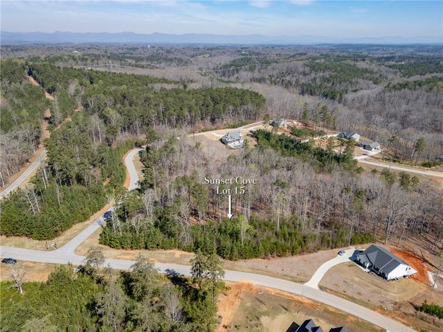 713 Sunset Cove Drive, West Union, SC 29696
