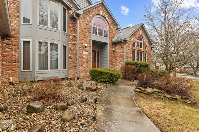 1489 Eagle Trace Drive, Greenwood, IN 46143