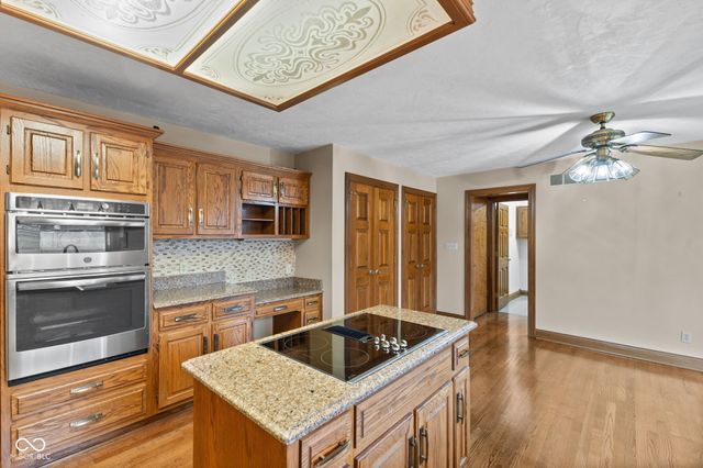 1489 Eagle Trace Drive, Greenwood, IN 46143