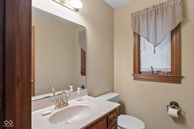 1489 Eagle Trace Drive, Greenwood, IN 46143