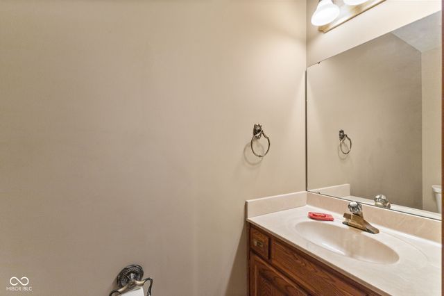 1489 Eagle Trace Drive, Greenwood, IN 46143