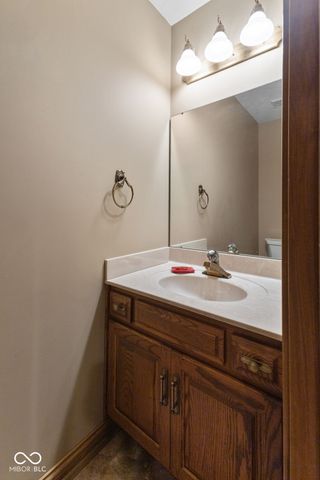 1489 Eagle Trace Drive, Greenwood, IN 46143