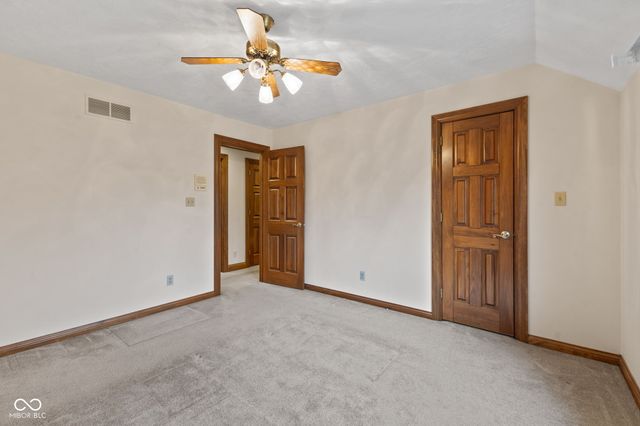 1489 Eagle Trace Drive, Greenwood, IN 46143