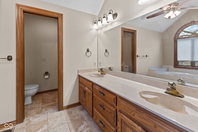 1489 Eagle Trace Drive, Greenwood, IN 46143