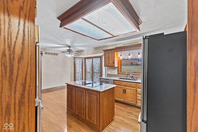 1489 Eagle Trace Drive, Greenwood, IN 46143