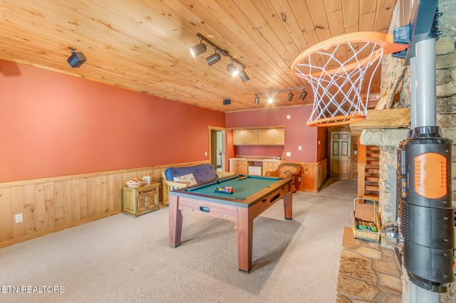 2114 Bridge View Drive, Dandridge, TN 37725