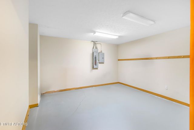 2114 Bridge View Drive, Dandridge, TN 37725