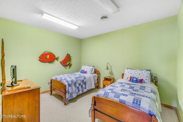 2114 Bridge View Drive, Dandridge, TN 37725