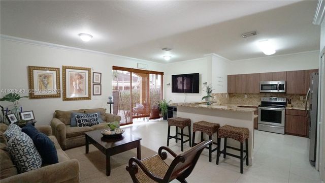 928 SW 154th Path 928, Miami, FL 33194