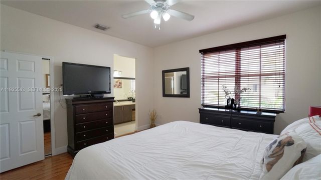 928 SW 154th Path 928, Miami, FL 33194