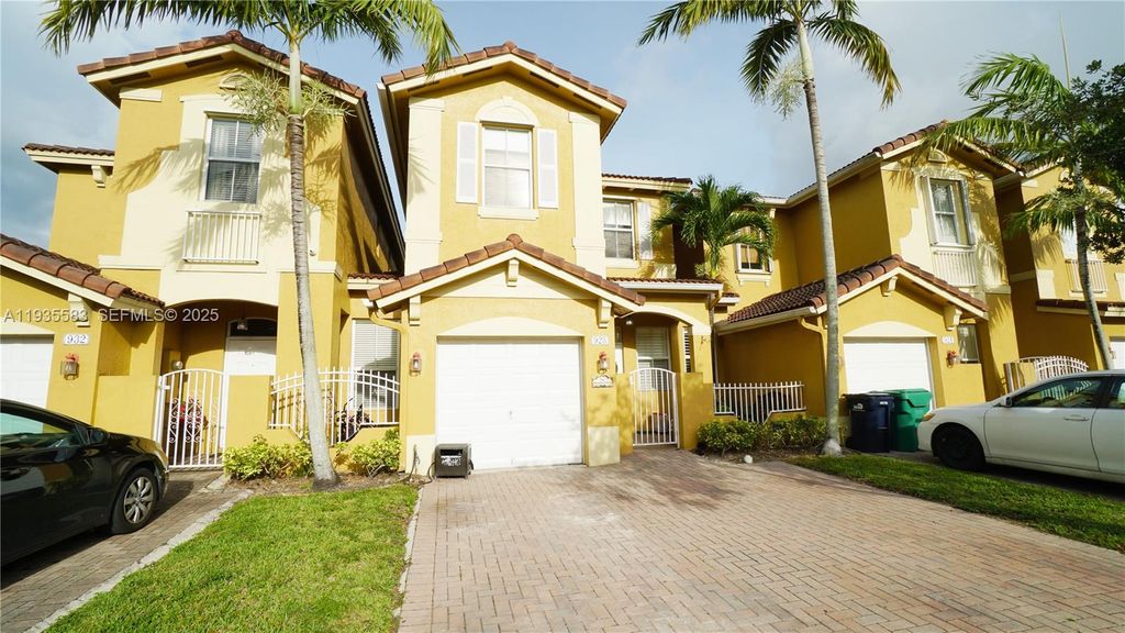 928 SW 154th Path 928, Miami, FL 33194