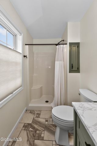 5 Carriage Way, Waterford, NY 12188