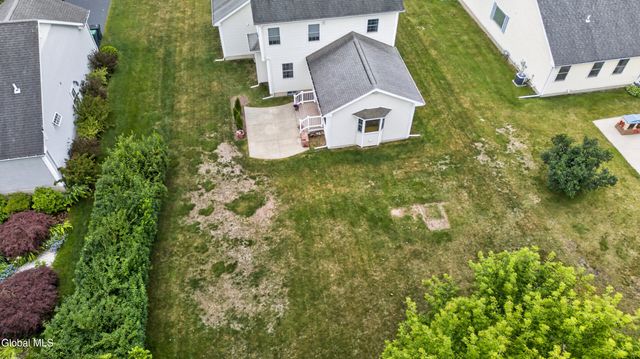 5 Carriage Way, Waterford, NY 12188