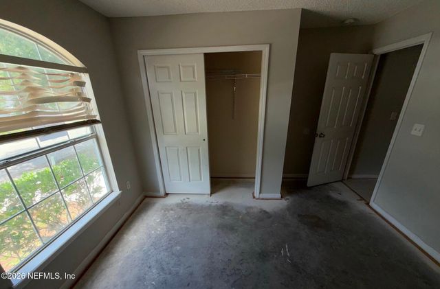 1223 HOMARD Boulevard E, Jacksonville, FL 32225
