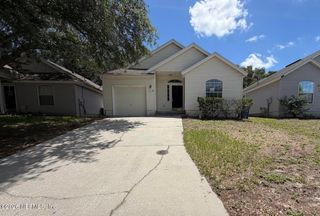 1223 HOMARD Boulevard E, Jacksonville, FL 32225