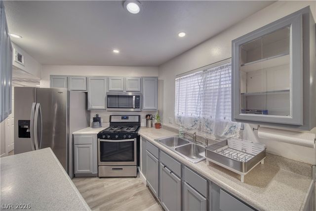 5233 Orinda Avenue, Las Vegas, NV 89120