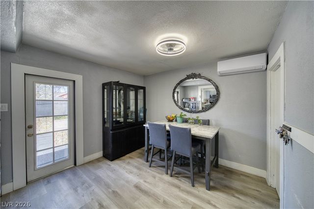 5233 Orinda Avenue, Las Vegas, NV 89120