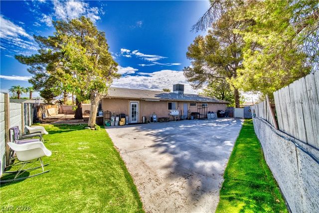 5233 Orinda Avenue, Las Vegas, NV 89120