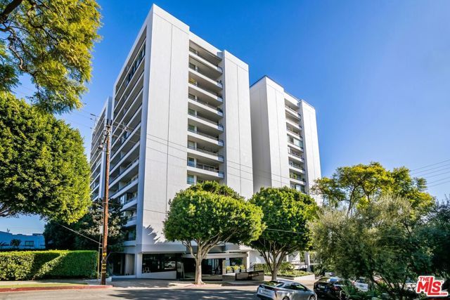 1100 Alta Loma Road 608, West Hollywood, CA 90069