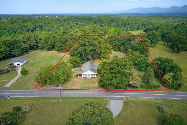 5761 Highway 357, Campobello, SC 29322