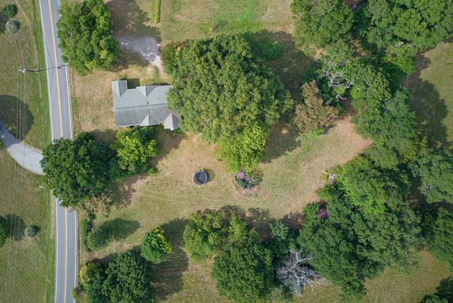 5761 Highway 357, Campobello, SC 29322