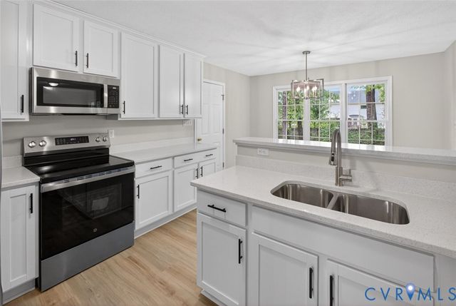 8405 Wilshire Pl, Glen Allen, VA 23060