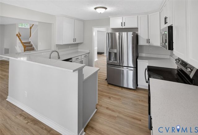 8405 Wilshire Pl, Glen Allen, VA 23060