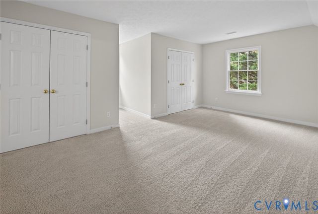 8405 Wilshire Pl, Glen Allen, VA 23060