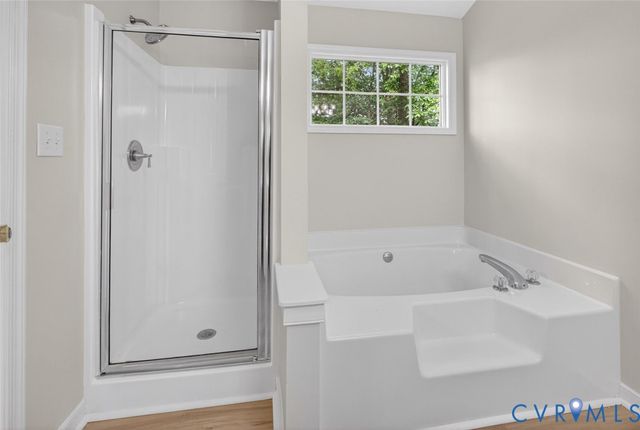 8405 Wilshire Pl, Glen Allen, VA 23060