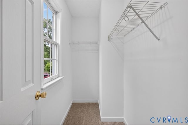 8405 Wilshire Pl, Glen Allen, VA 23060