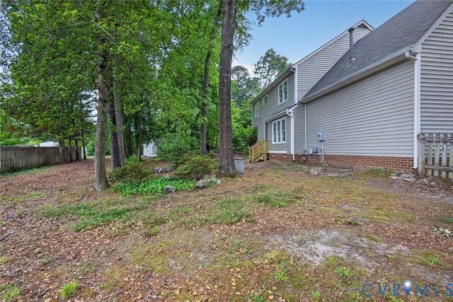 8405 Wilshire Pl, Glen Allen, VA 23060