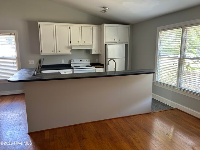 900 Oriental Avenue, Kinston, NC 28504