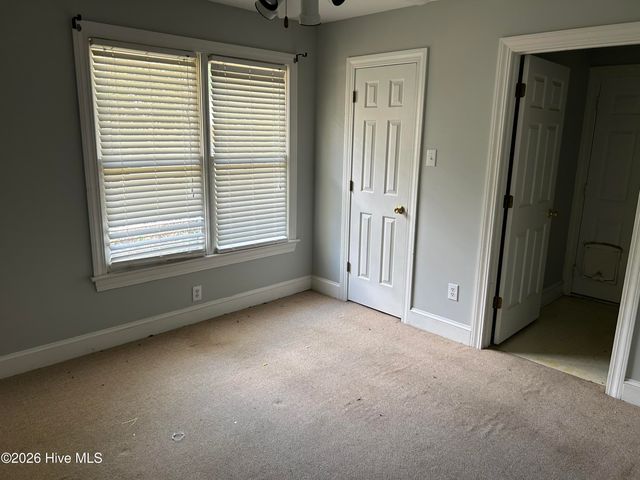 900 Oriental Avenue, Kinston, NC 28504