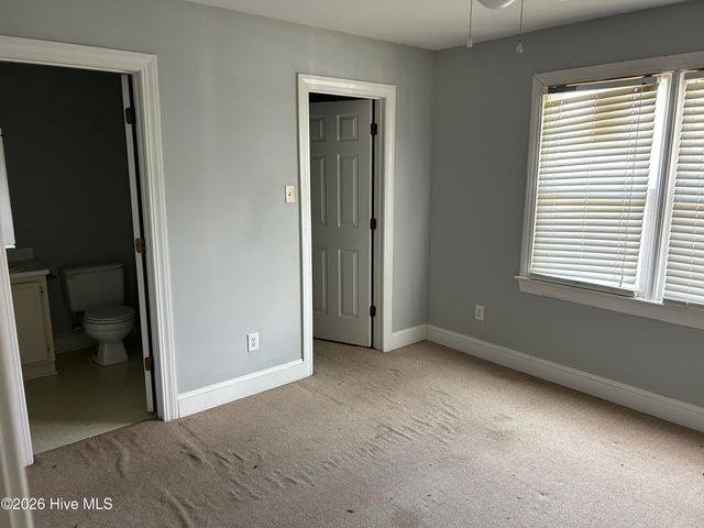 900 Oriental Avenue, Kinston, NC 28504