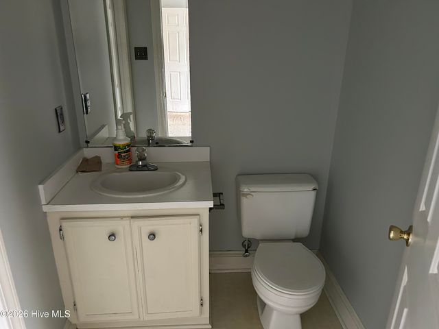 900 Oriental Avenue, Kinston, NC 28504