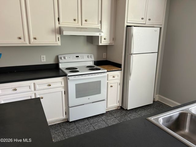 900 Oriental Avenue, Kinston, NC 28504