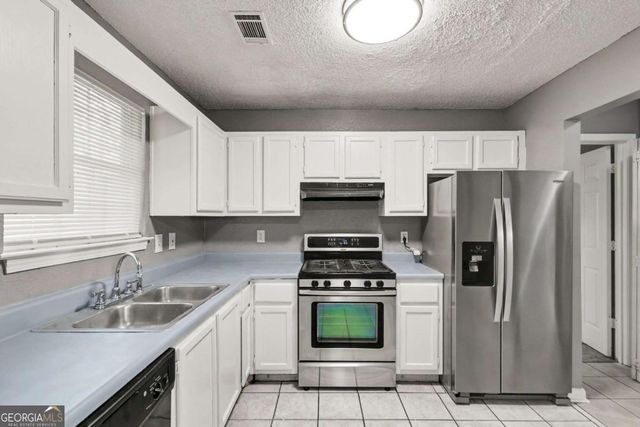 182 Summer Lake Drive SW, Marietta, GA 30060