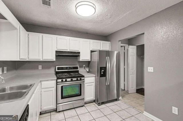 182 Summer Lake Drive SW, Marietta, GA 30060